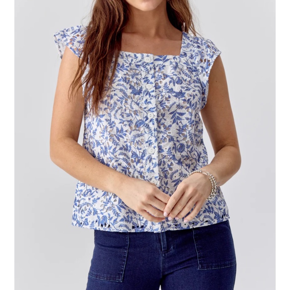 Greylin Blue and White Floral Blouse